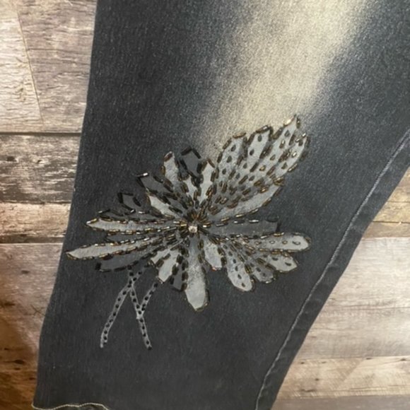 Cache Creek Flare Slim Fit Stretch Jeans Size: 10 EUC - Picture 5 of 7